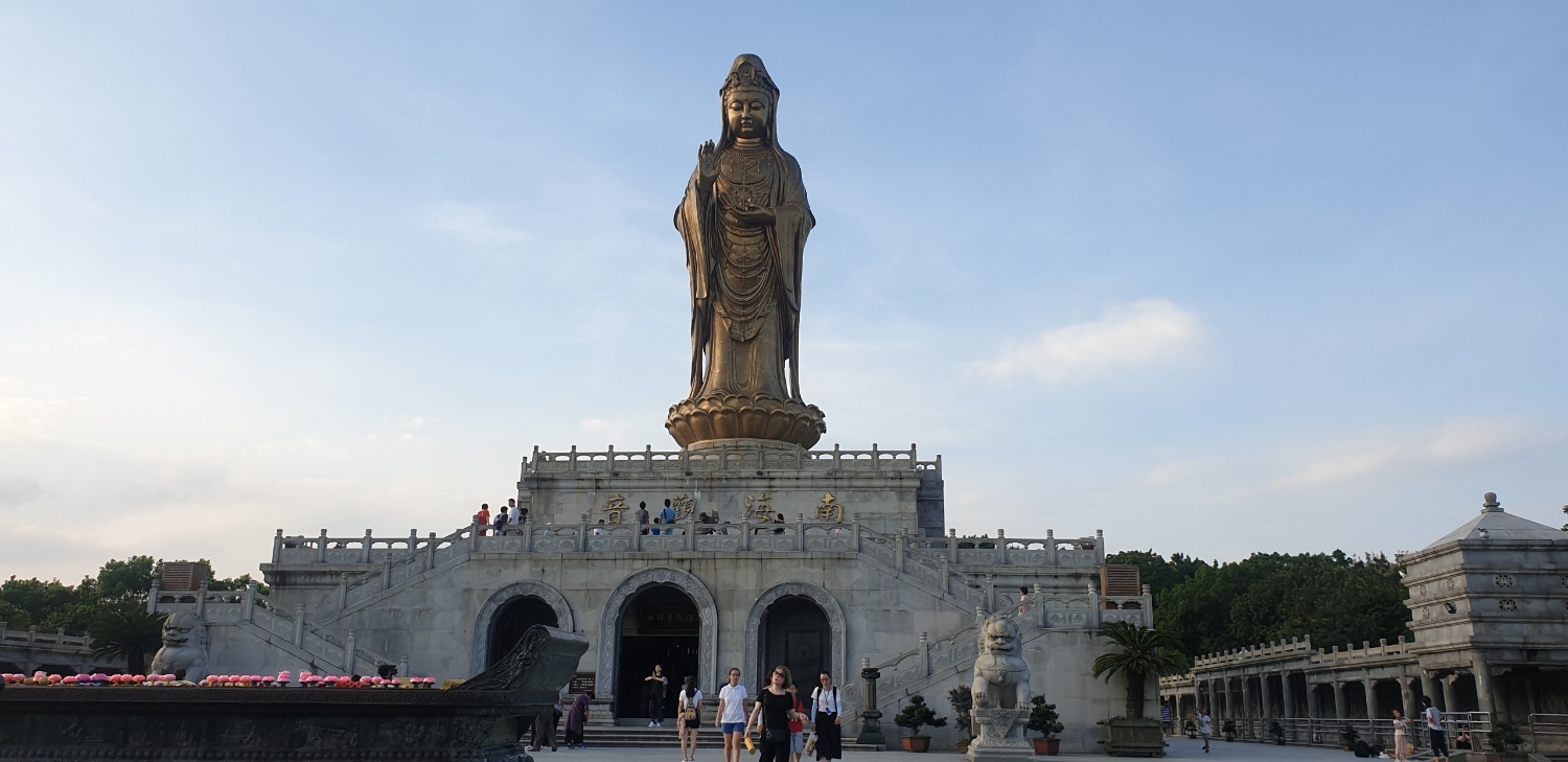 nhung-dia-diem-du-lich-tam-linh-noi-tieng-o-trung-quoc